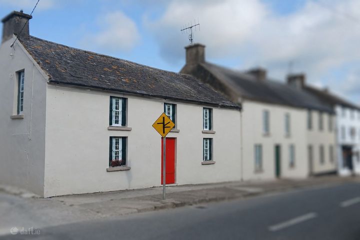 1 O'Sheas Corner, Mains Street, Glanworth, Co. Cork