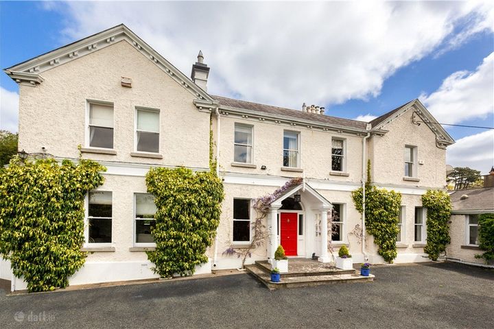 Clonbur House, Martins Row, Chapelizod Dublin 20, Dublin 20, Dublin
