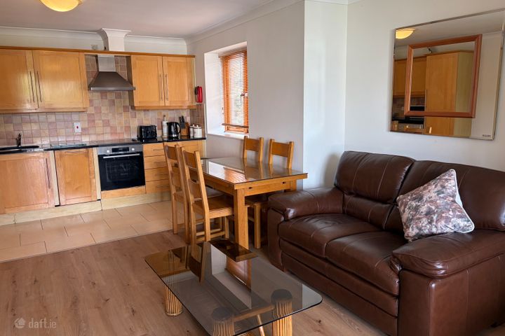 Glaslynn, Howth Road, Clontarf, Dublin 3