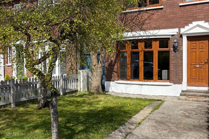 Moyville, Rathfarnham, Dublin 16