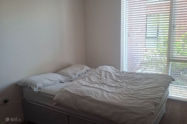 Larkfield Place, Clay Farm, Leopardstown, Dublin 18