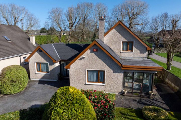 Lee Villa, Mounthawk, Tralee, Co. Kerry, V92YH9V