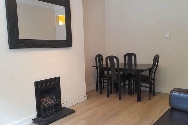 4 Fir House, Mespil Estate, Sussex Road, Dublin 4 DO4H5P6, Donnybrook, Co. Dublin