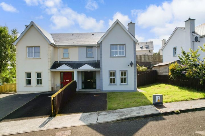 16 Mill Glen, Moville, Co. Donegal, F93V446