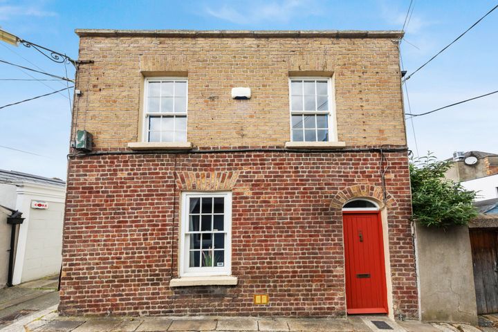 15 Albert Court East, Grand Canal Street, Dublin 2, D02PR29