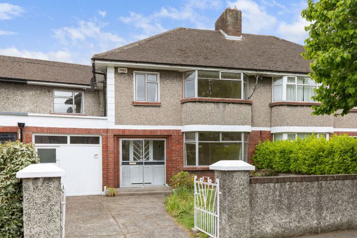 17 Oaklands Drive, Sandymount, Dublin 4, D04X017