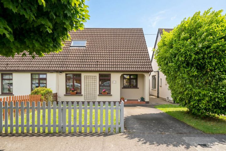 18 Willow Wood View, Hartstown, Dublin 15, D15CY2X