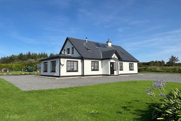 Moyarta East, Kilkee, Carrigaholt, Co. Clare, V15E657