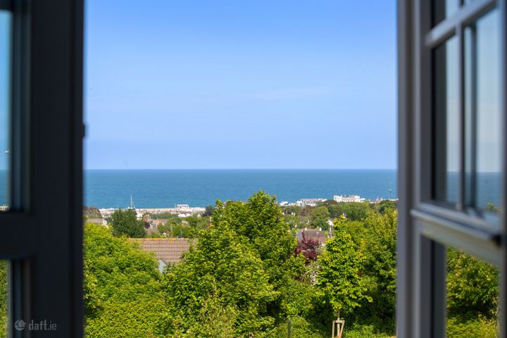6 Seagreen Park, Chapel Road, Blacklion, Wicklow