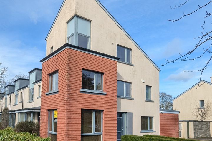 No 20 Bridgefield Grove, Curraheen Road, Bishopstown, Cork, Co. Cork, T12XEC4