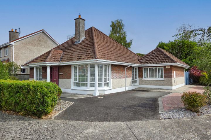37 Hazelwood, Dublin Road, Thurles, Tipperary