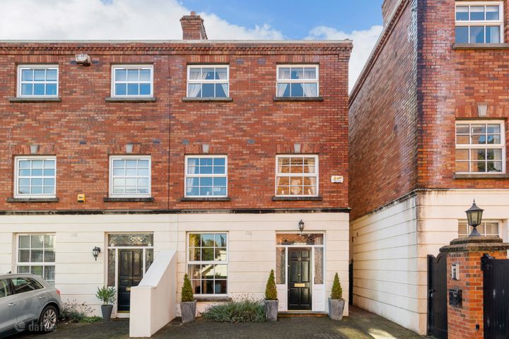 12 Simmonscourt Rd, Ballsbridge, Dublin 4, Dublin 4, Dublin