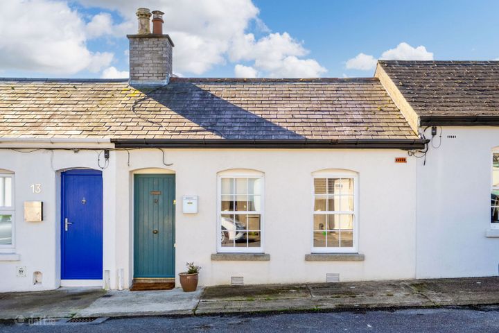 14 Findlater Street, Glasthule, Co. Dublin, A96E198