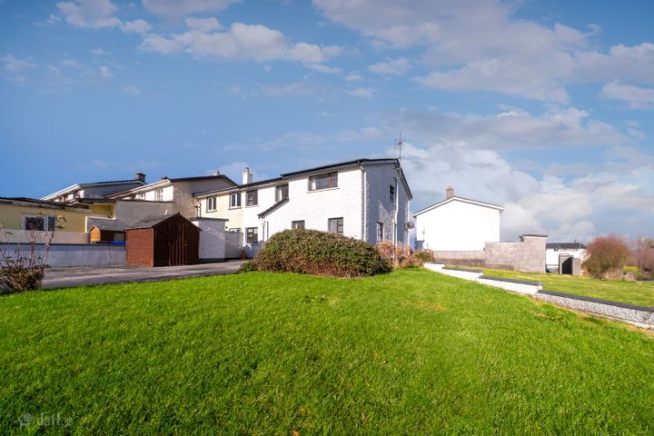 6 Riverdale Court, Castlebar, Castlebar, Co. Mayo, F23VW98