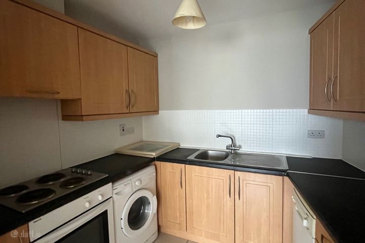 Westend Gate, Tallaght, Dublin 24