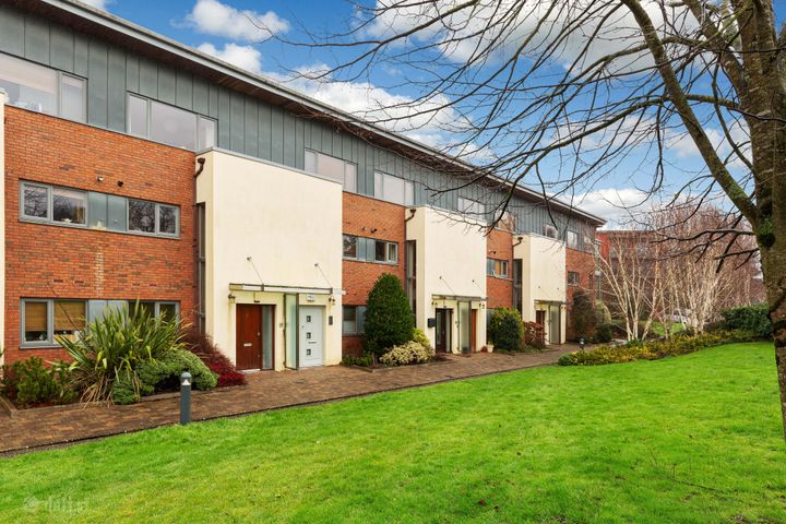 8 Cedarhurst Green, Castleknock, Dublin 15, D15X6F4