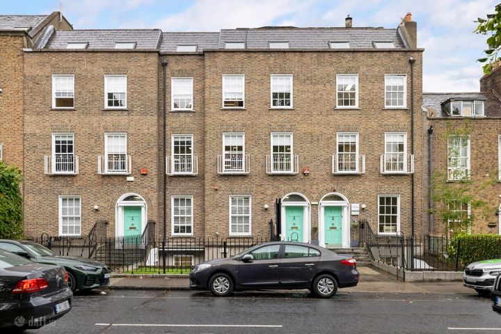 11/12 Warrington Place, Dublin 2, Dublin 2