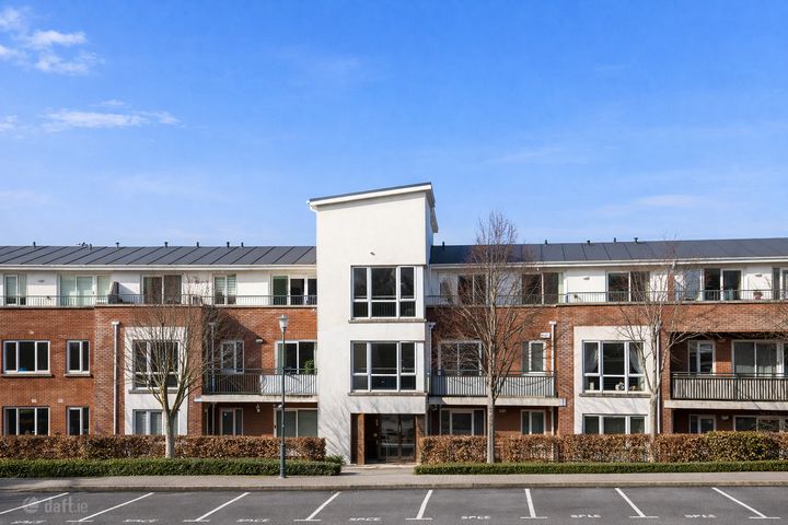 Penthouse 158, Bracken Hill, Sandyford, Dublin 18, D18Y104