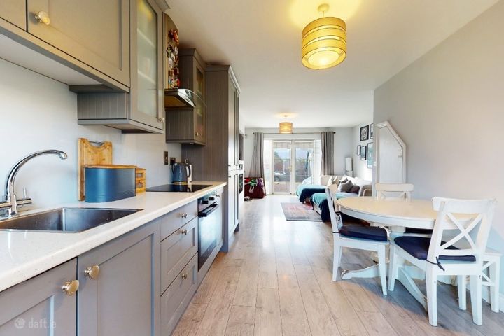 19 Mount Eustace Crescent, Tyrrelstown, Dublin 15, D15N8K3