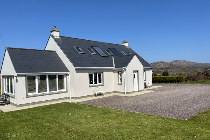 Knock, Lowertown, Schull, Co. Cork, P81HY26
