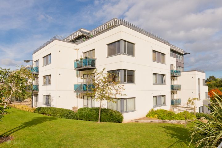 8 Rochfort House, Brennanstown, Cabinteely, Dublin 18, D18E002