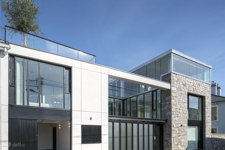 Graymoor House, 24 Loretto Avenue, Dalkey, Dublin