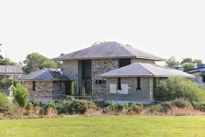 Seafield, Ballymoney, Gorey, Co. Wexford, Y25P281