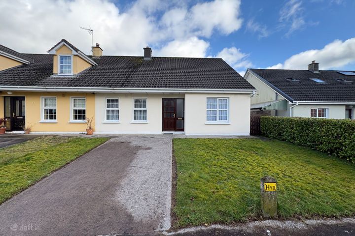 19 Árd Na Greine, Kilnagurteen, Macroom, Co. Cork, P12E029