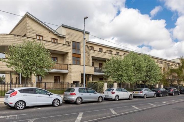 Burnell Square, Clarehall, Dublin 13