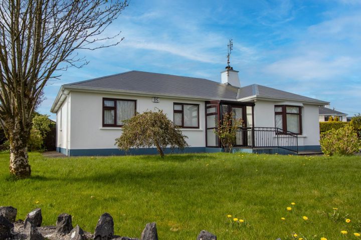 Mayfield, Claremorris, Co. Mayo, F12RT68
