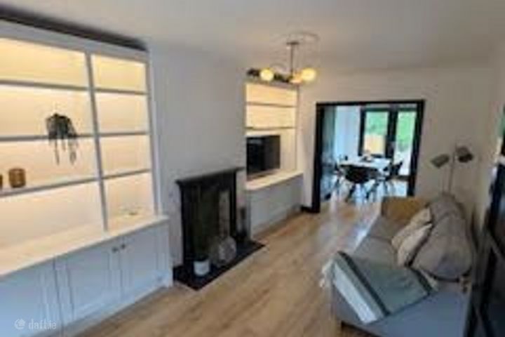 2 The Grove, Highfield Park, Windy Arbour, Dublin 14