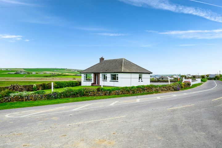 Cois na Farraige, Lispatrick Lower, Old Head, Old Head, Co. Cork, P17YW56