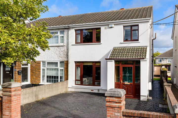 10 Montrose Park, Artane, Dublin 5, D05ED86
