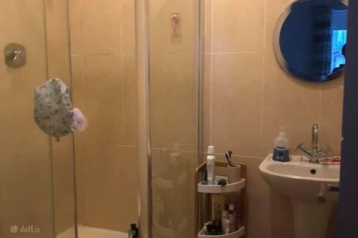 Juliet Square, Saint Edmunds Park, Lucan , Dublin 20