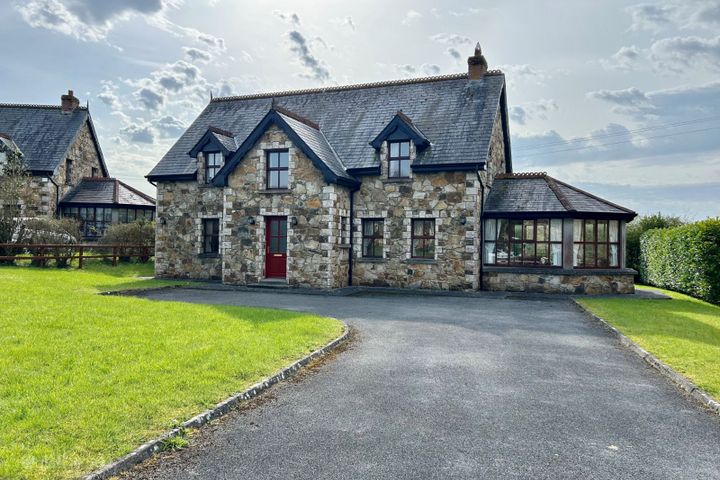 2 Mount Eagle Forte, Cootehall, Boyle, Co. Roscommon, F52RW02