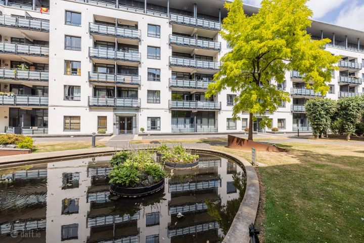 35 Aran House, Custom House Square, IFSC, Dublin 1, D01F535