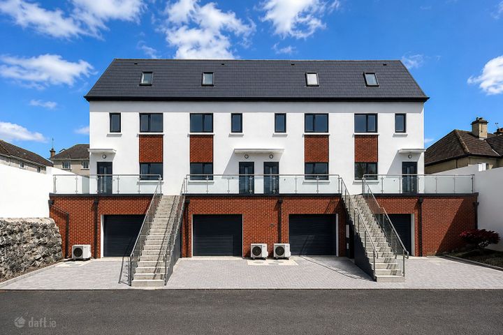 3 Leacach Ard, Danesfort Road, Loughrea, Co. Galway, H62RT44
