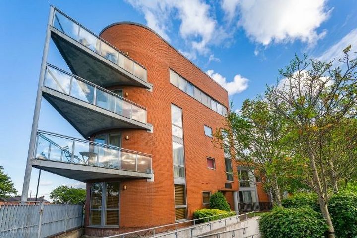 Apartment 6, Dakota Court, Royal Canal Park, Phibsborough, Dublin 7, D07X529