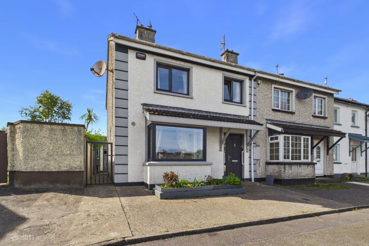 52 Cormack Drive, Nenagh, Co. Tipperary, E45NF74
