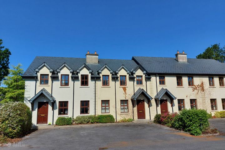 Carrownakilly Quay, Ballycuggaran, Ogonnelloe, Killaloe, Co. Clare