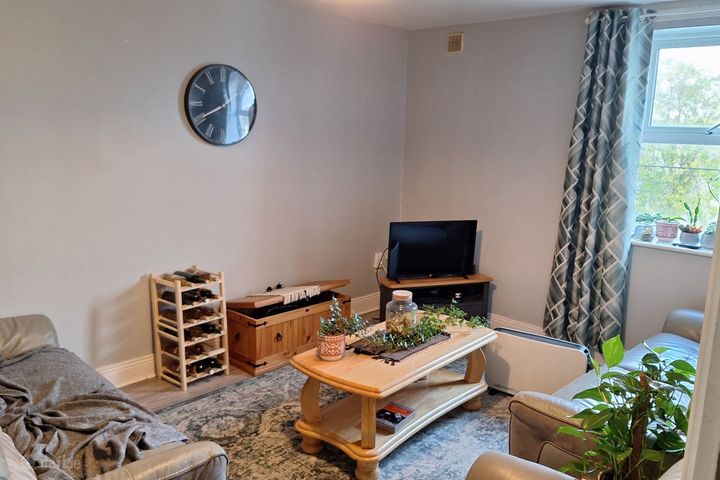 Quarryhouse, 68 Ballygall Road East, Finglas, Dublin 11