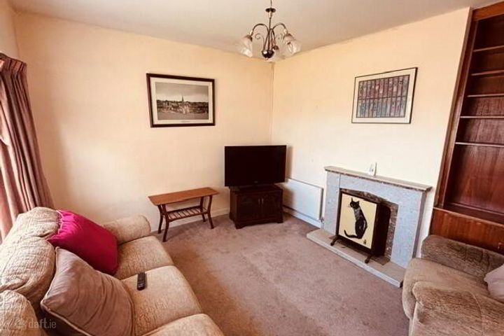 "Barnhill", 11 Benvoirlich Estate, Bishopstown, Co. Cork, T12HY8D