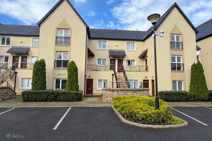 4 Berkley, The Courtyard, Newtownforbes, Co. Longford