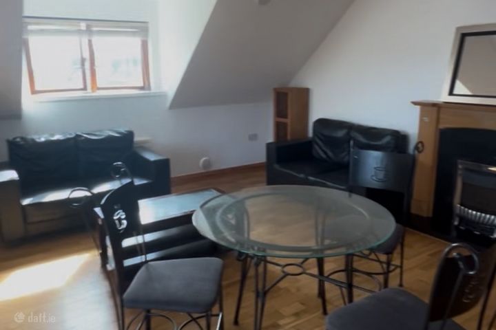 Ath Lethan, Racecourse Road, Dundalk, Co. Louth