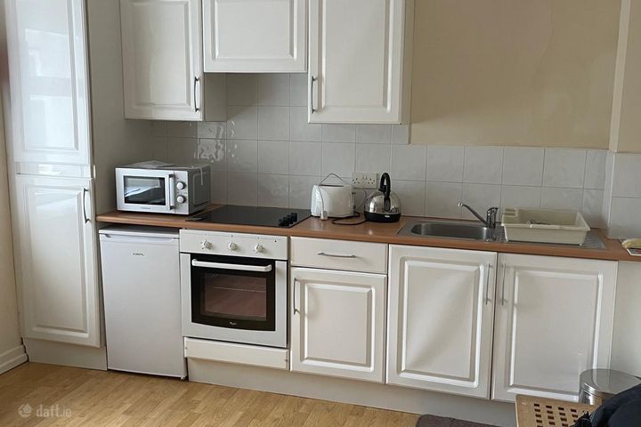 Flat 1, 47 John Street, Sligo, Ballaghnatrillick, Co. Sligo
