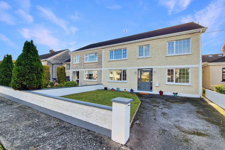 47 Collins Park, Gallows Hill, Ennis, Co. Clare, V95 P6AC