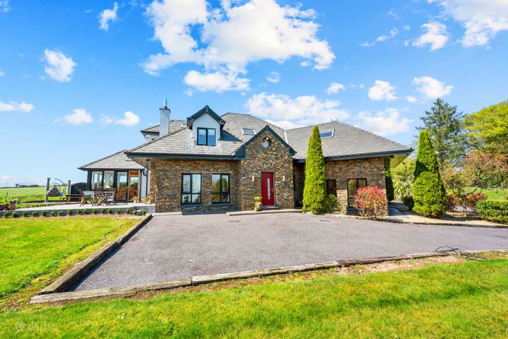 Paje, Ballynacole, Dungourney, Midleton, Co. Cork, P25X032