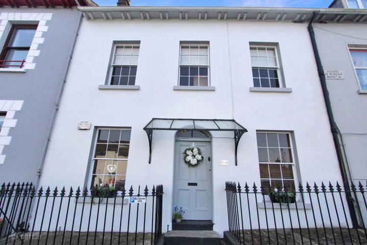 Petticoat House, Market Square, Castleblayney, Co. Monaghan, A75NP89