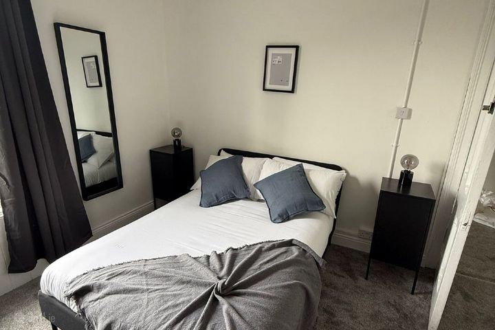 100 Botanic Road, Dublin 9  BILLS INCLUDED/NO DEPOSIT, Drumcondra, Dublin 9