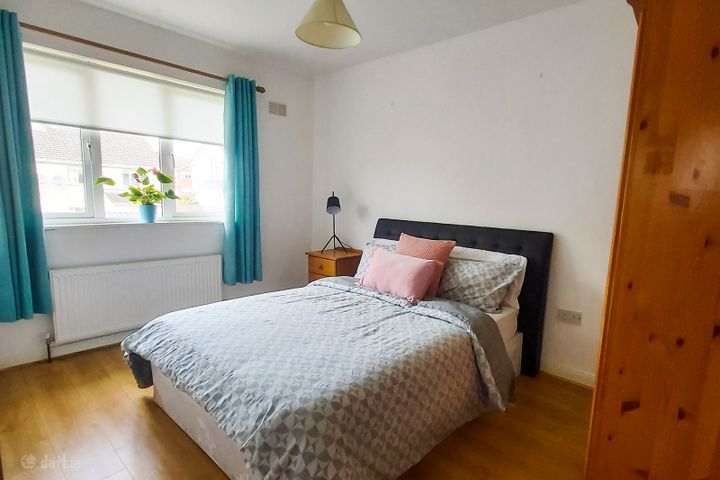 25 ballymanny mannor, Newbridge, Co. Kildare